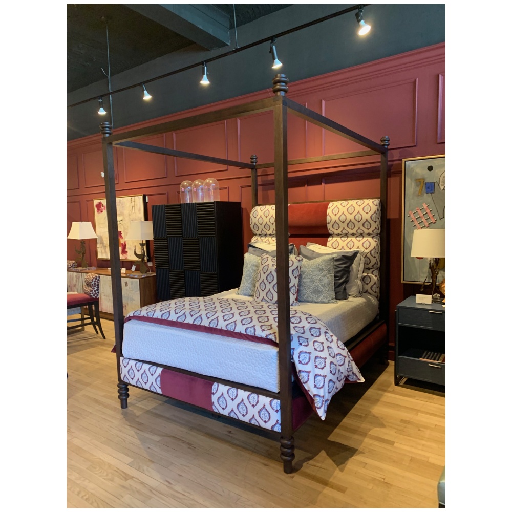 Lloyd Queen Bed (SAMPLE )