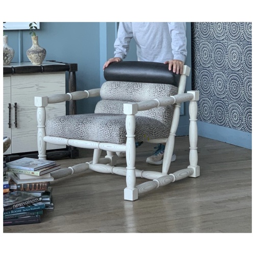 Hampton Chair (Sample 02)